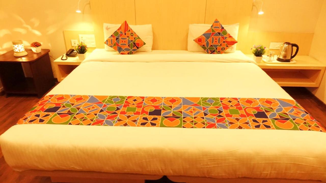 Ksquare Hotel Ченнаї Екстер'єр фото